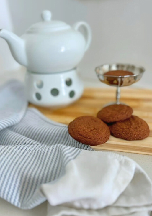 Warm, Gooey, and Convenient: Learn How to Make the Best Soft Drop Molasses Cookies That Can Be Frozen!